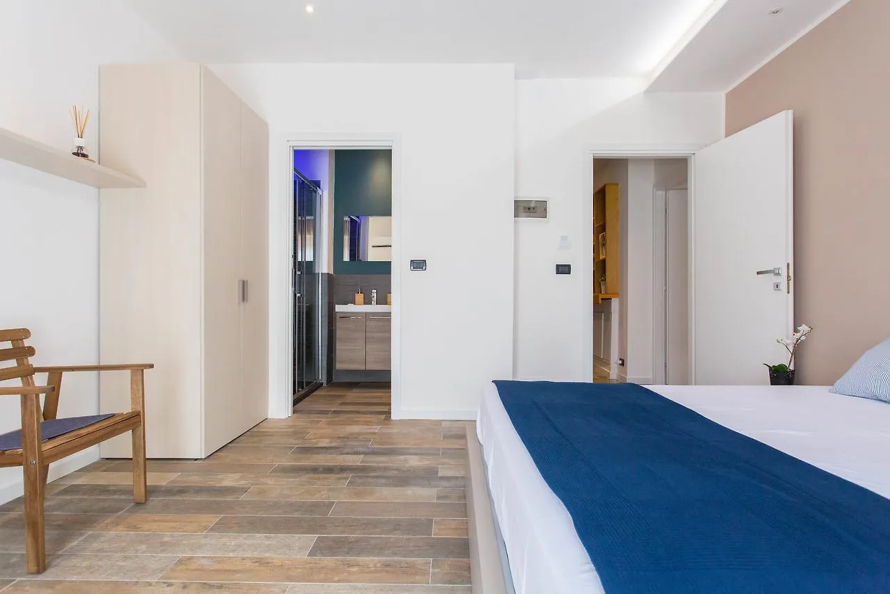 *** Couette-café Politeama Luxury Suites Palerme Italie