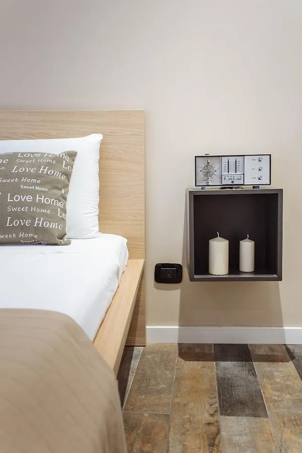 Politeama Luxury Suites Palermo 3*,